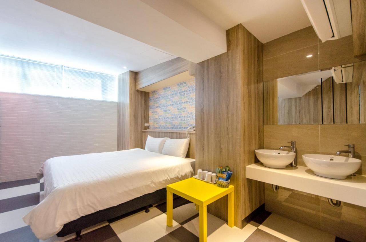 P&E Hotel Tainan Eksteriør billede
