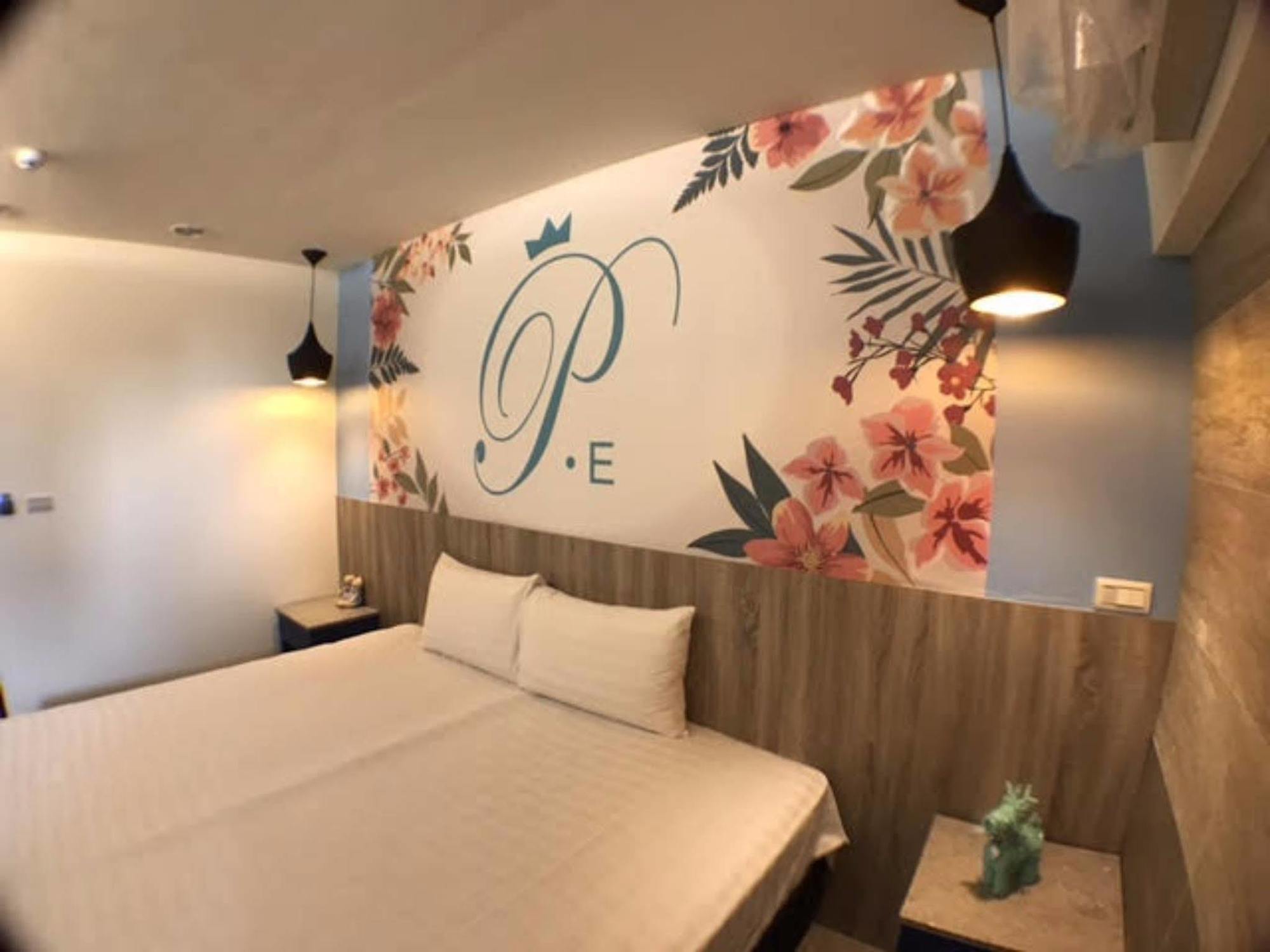 P&E Hotel Tainan Eksteriør billede
