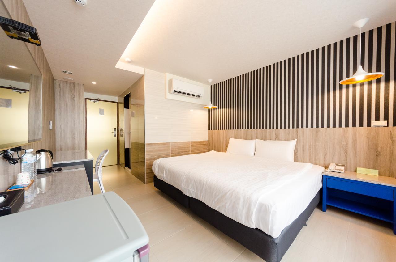 P&E Hotel Tainan Eksteriør billede