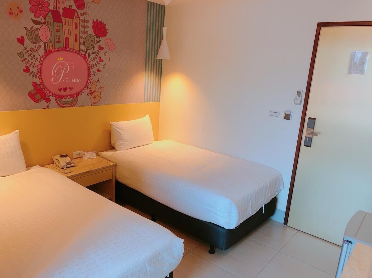 P&E Hotel Tainan Eksteriør billede