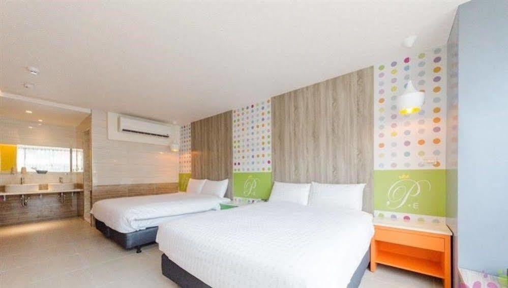 P&E Hotel Tainan Eksteriør billede